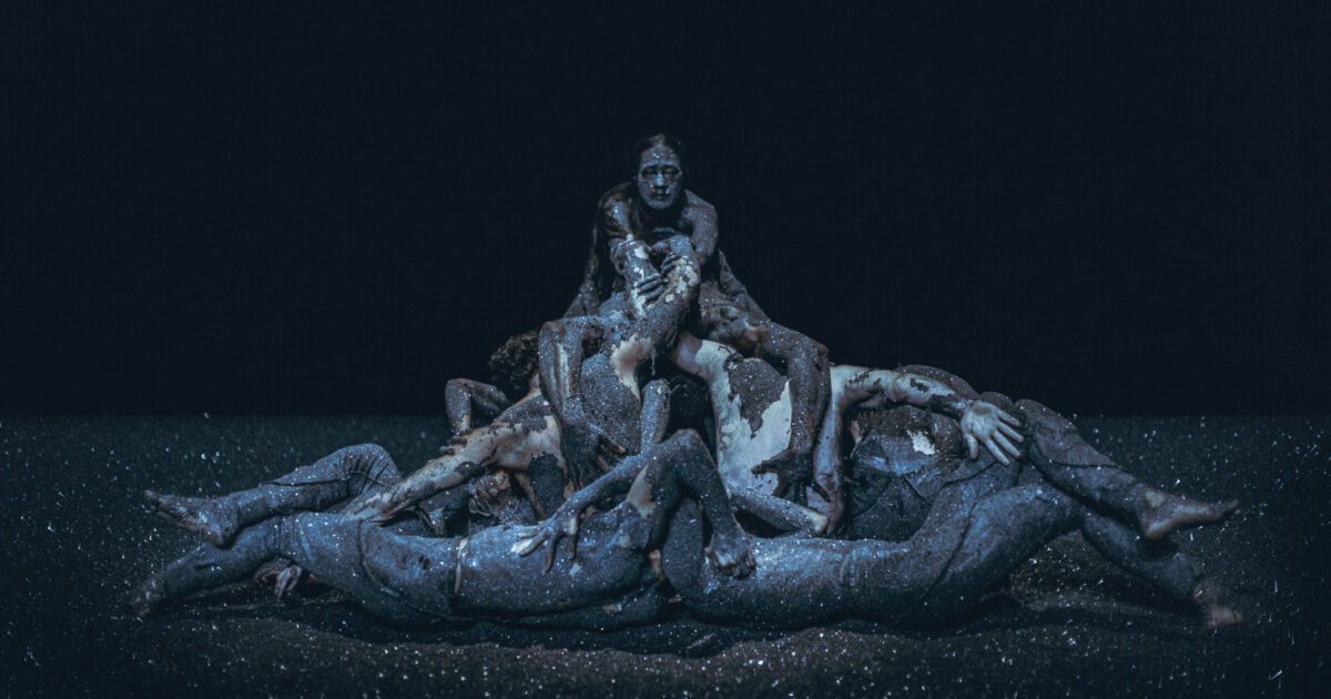 Planet [wanderer] by Damien Janet - Dance– Osterfestspiele Salzburg